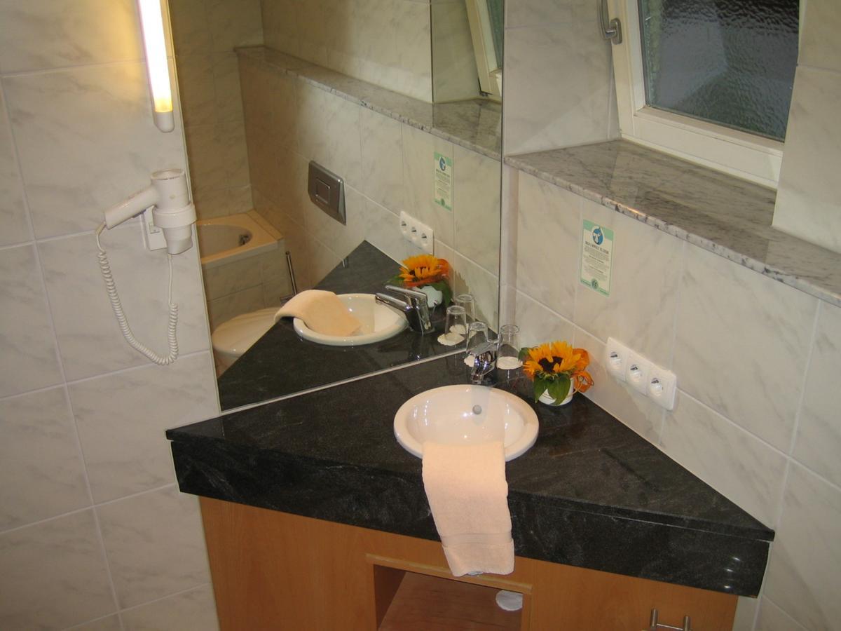 Hotel Wasserfall Garni Oberndorf am Neckar Dış mekan fotoğraf